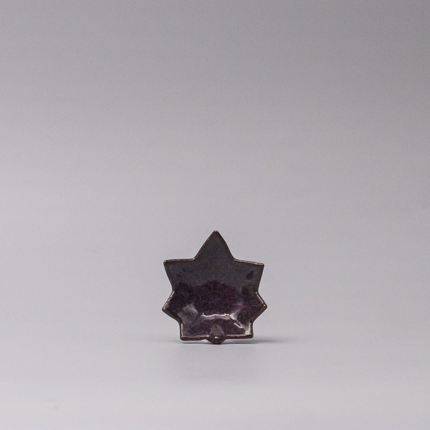 Sauce Dish Maple Leaf 6cm Rasin - Image 3