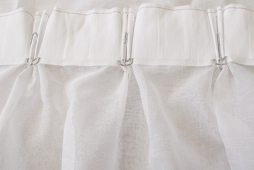 2 Sheer Voile Curtains 530cm wide 230cm long + 30 Hooks New - Image 5