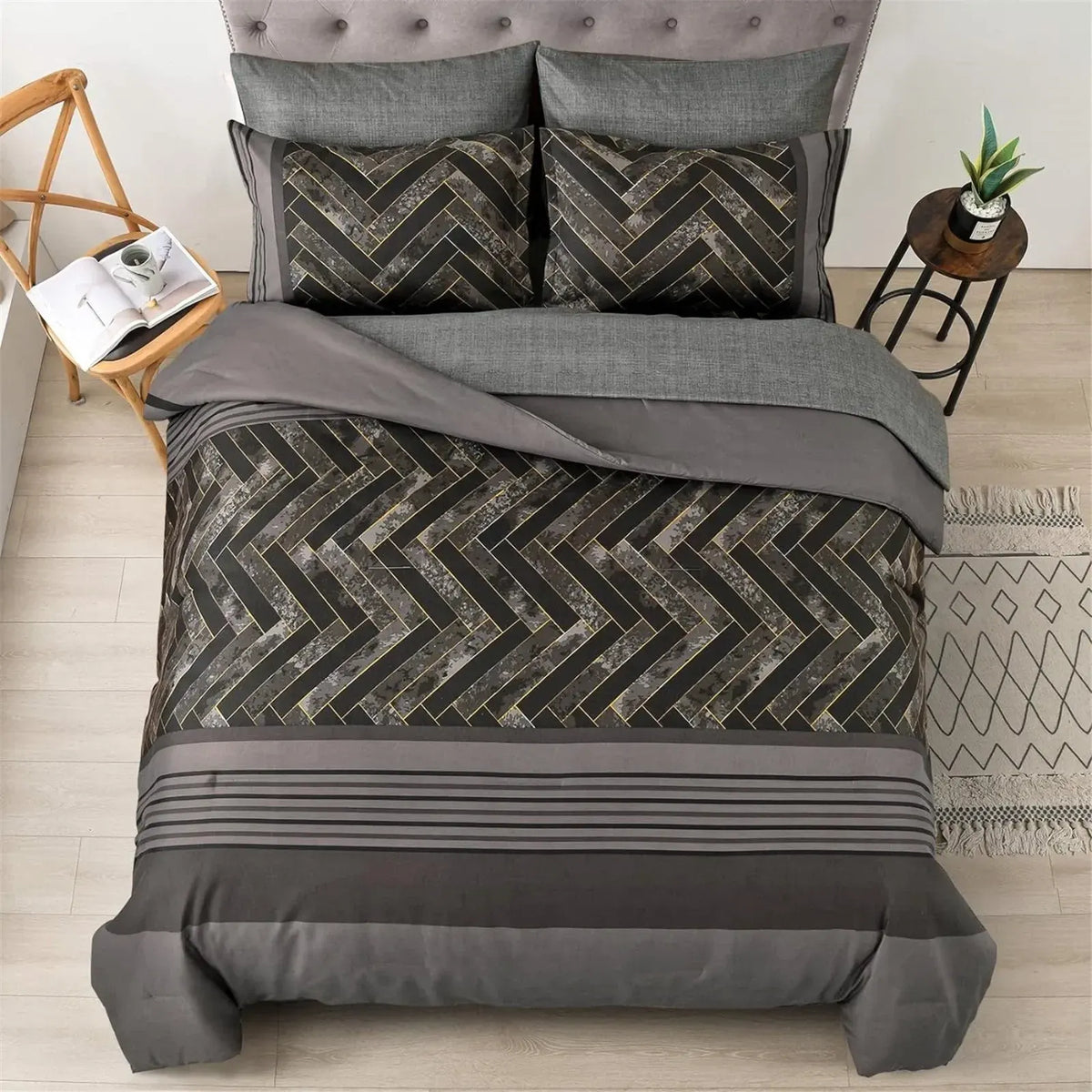 Charcoal Geometric Luxe Comforter Quilted Doona Set - Image 3