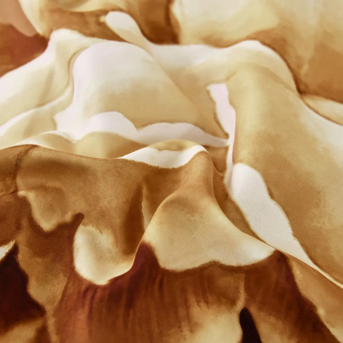 Golden Bloom Majesty Caramel Blossom 3 Piece Comforter Set - Image 7