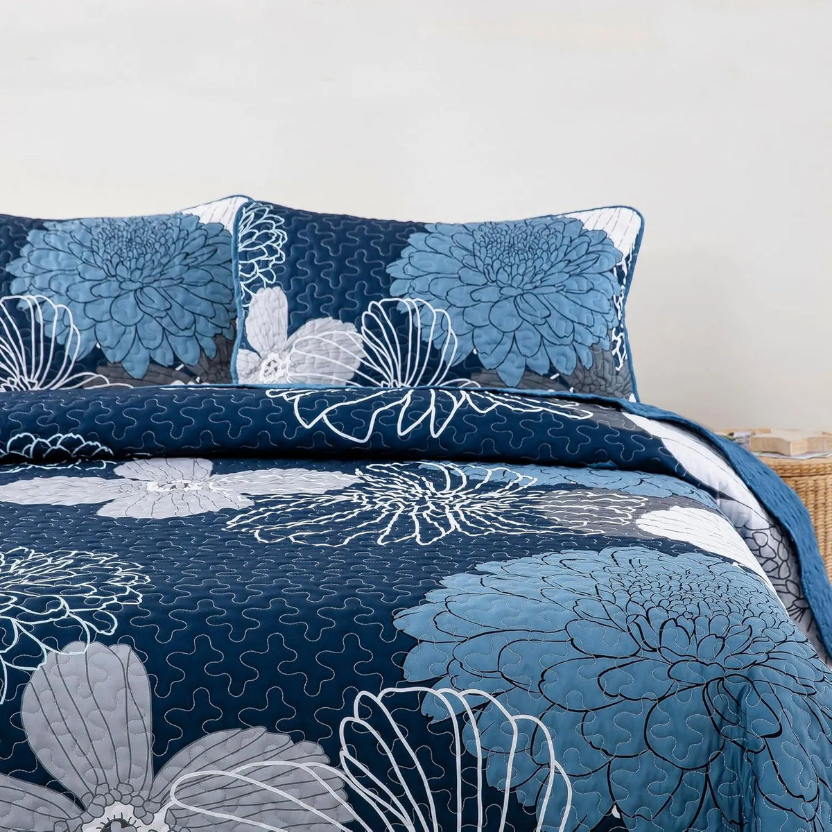 Frosted Magnolia Chic blue 3 Pc Bedspread & Pillow Cover Set - Image 7