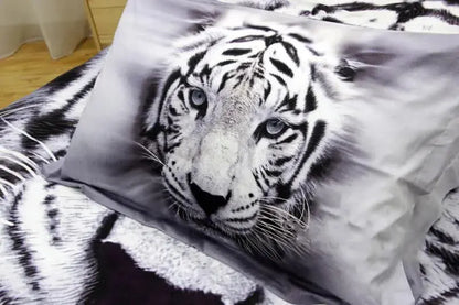 Cozy Nights 3-Piece Duvet Cover Set - Soft & Durable Fabric-Queen - Image 3