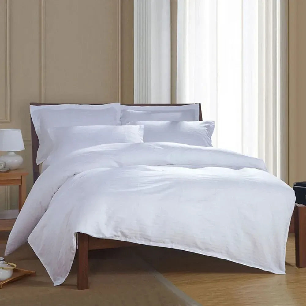 100% Cotton Aura Montreux Dahlia Quilt / Doona / Duvet Cover set