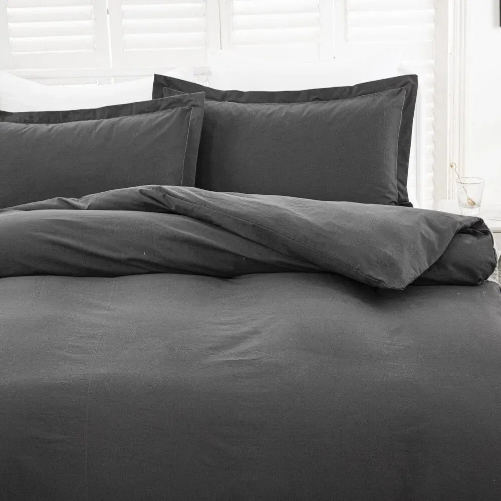 100% Cotton Maison Odessa Botanical Quilt / Doona / Duvet Cover set - Image 4