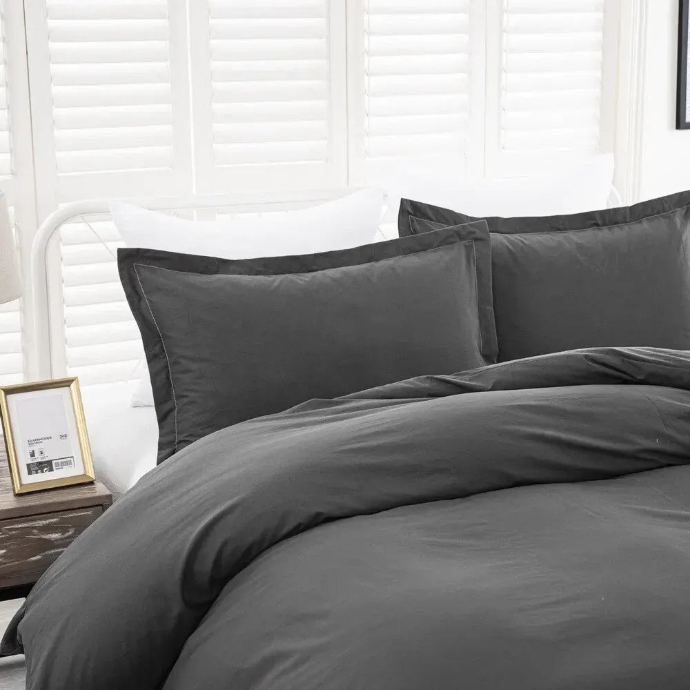 100% Cotton Maison Odessa Botanical Quilt / Doona / Duvet Cover set - Image 3