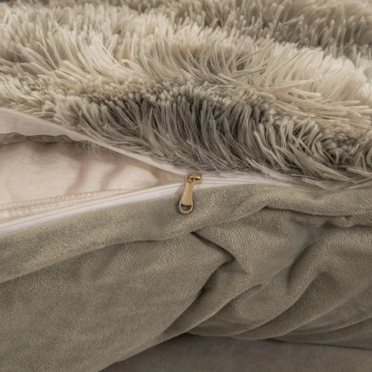 Grey Asteria Botanical Quilt / Doona / Duvet Cover set - Image 3