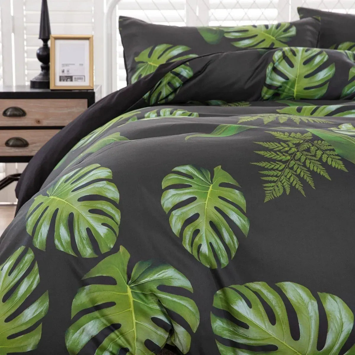 Meadow Valencia Heritage Quilt / Doona / Duvet Cover set - Image 4