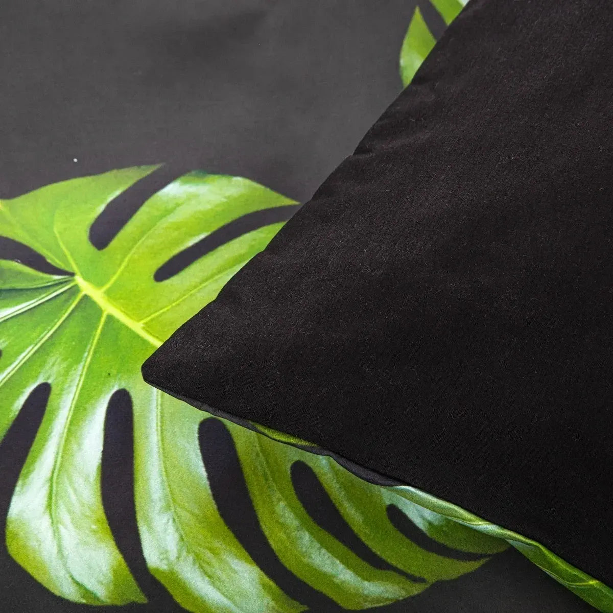 Meadow Valencia Heritage Quilt / Doona / Duvet Cover set - Image 7