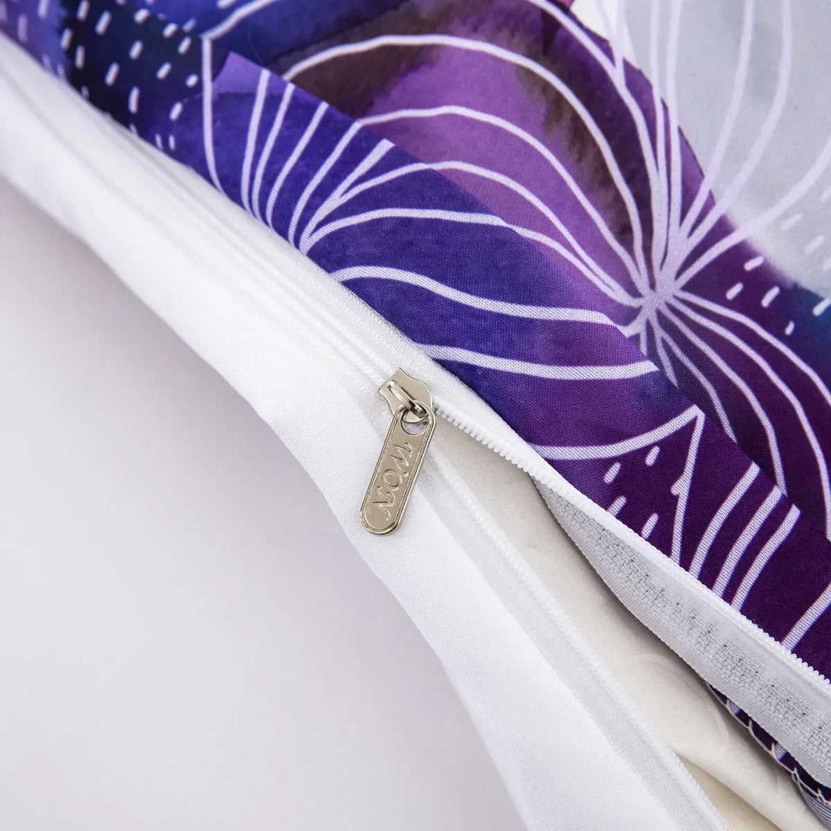 Violet Fiore Leaf Mirage Quilt / Doona / Duvet Cover set - Image 4