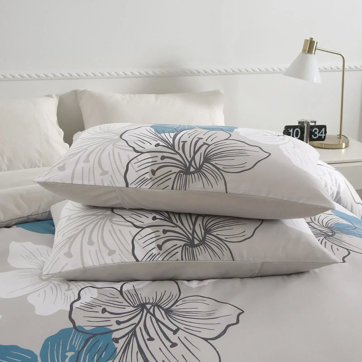 Luxe Lumiere Charm Quilt / Doona / Duvet Cover set - Image 4