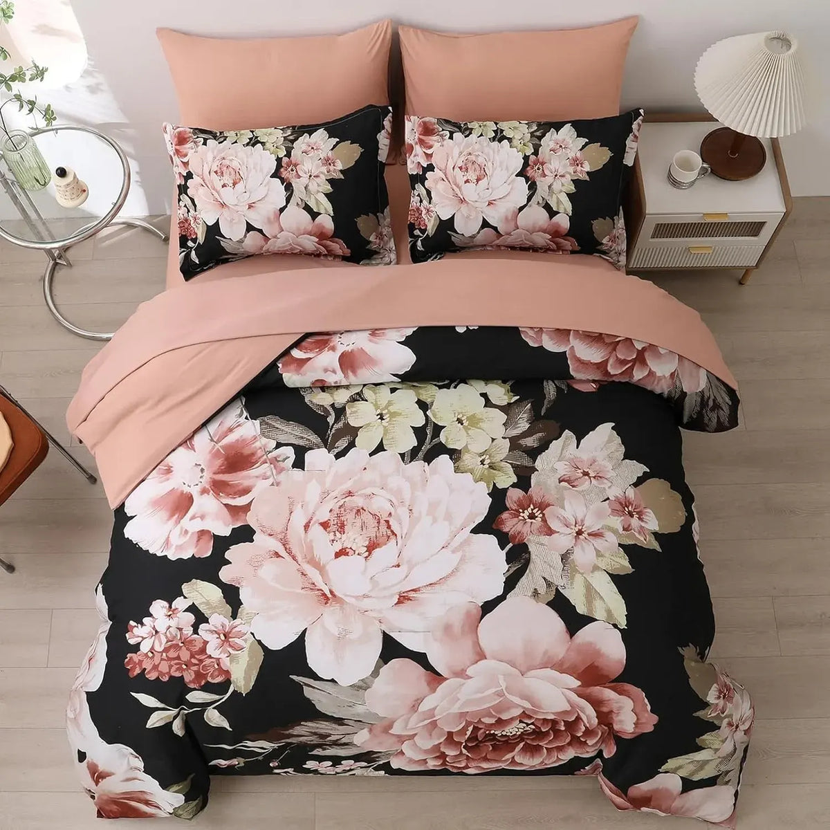 Black Maribel Marigold Quilt / Doona / Duvet Cover set - Image 3