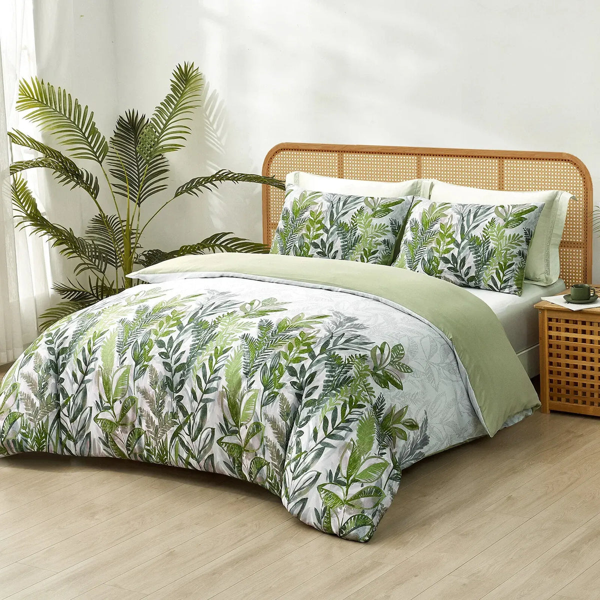 Leaf Capri Heritage Quilt / Doona / Duvet Cover set - Image 2