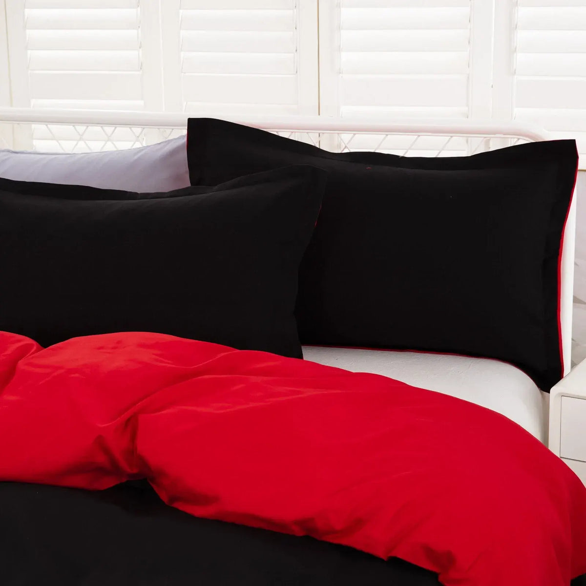 Black Nordic Gallery Quilt / Doona / Duvet Cover set - Image 8
