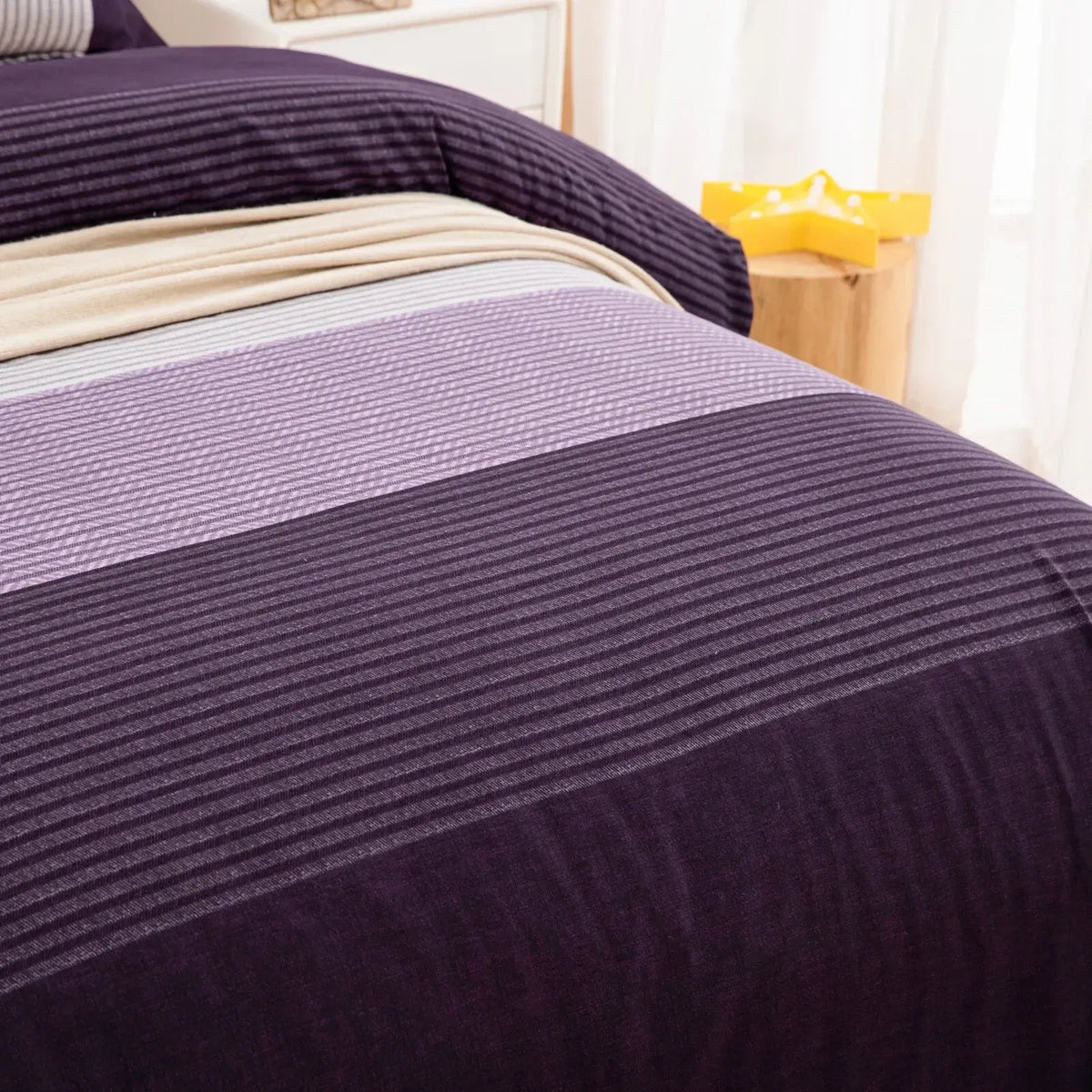 Gray Purple Amalfi Gallery Quilt / Doona / Duvet Cover set - Image 3