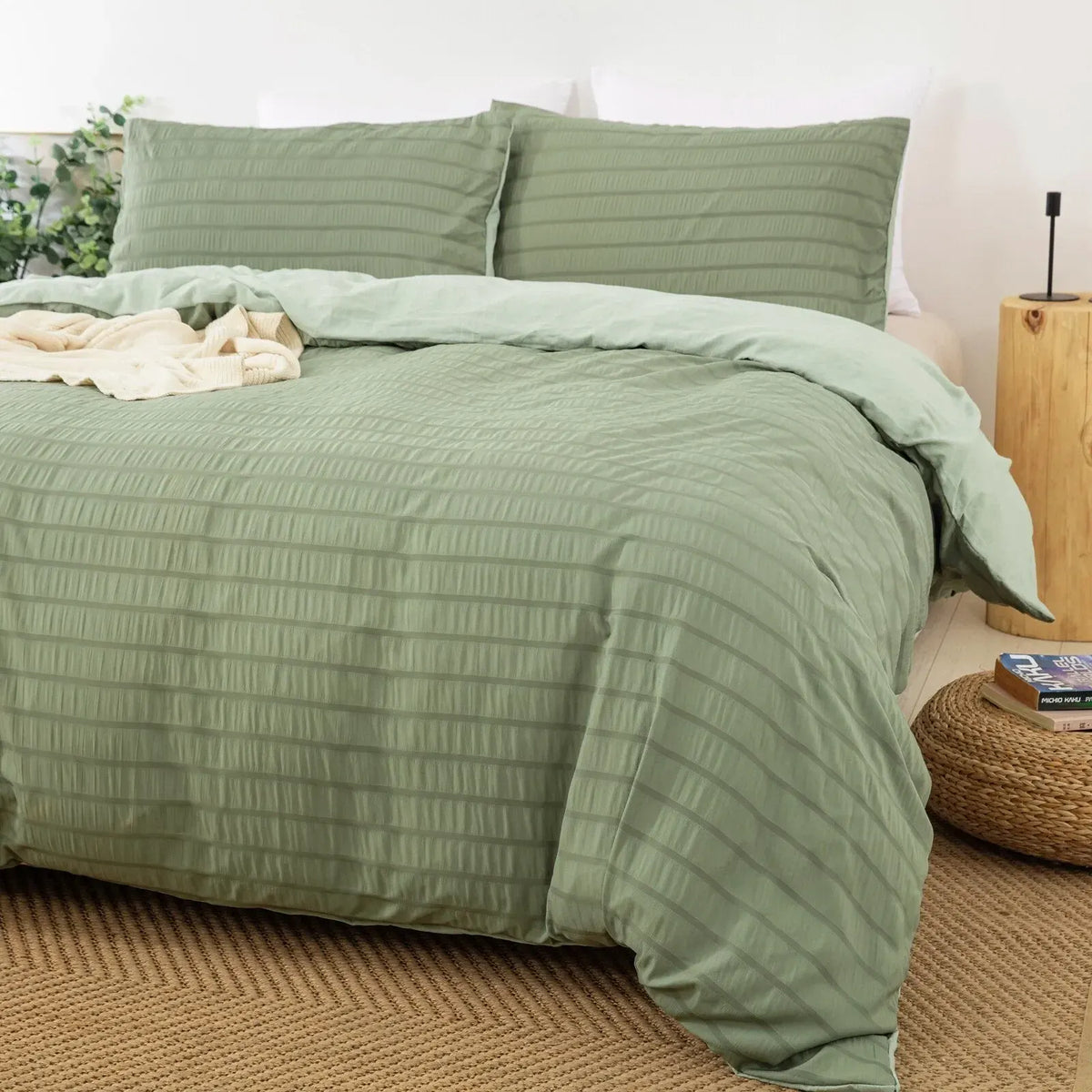 Vine Avignon Atelier Quilt / Doona / Duvet Cover set - Image 2