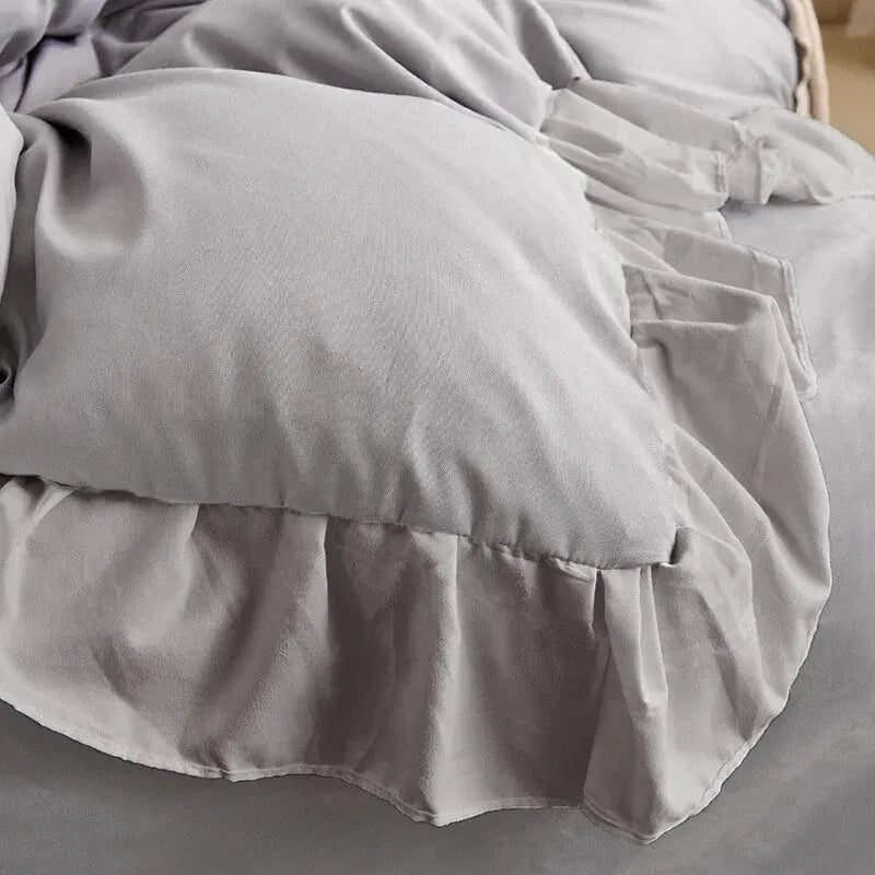 Ruffled Edge Tuscany Elegance Quilt / Doona / Duvet Cover set - Image 4