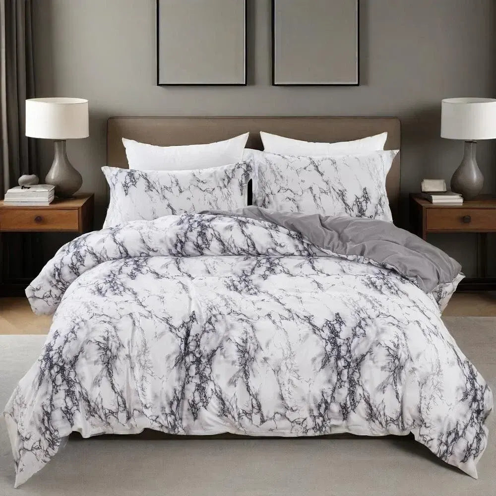 Gray Marbled Como Serenity Quilt / Doona / Duvet Cover set