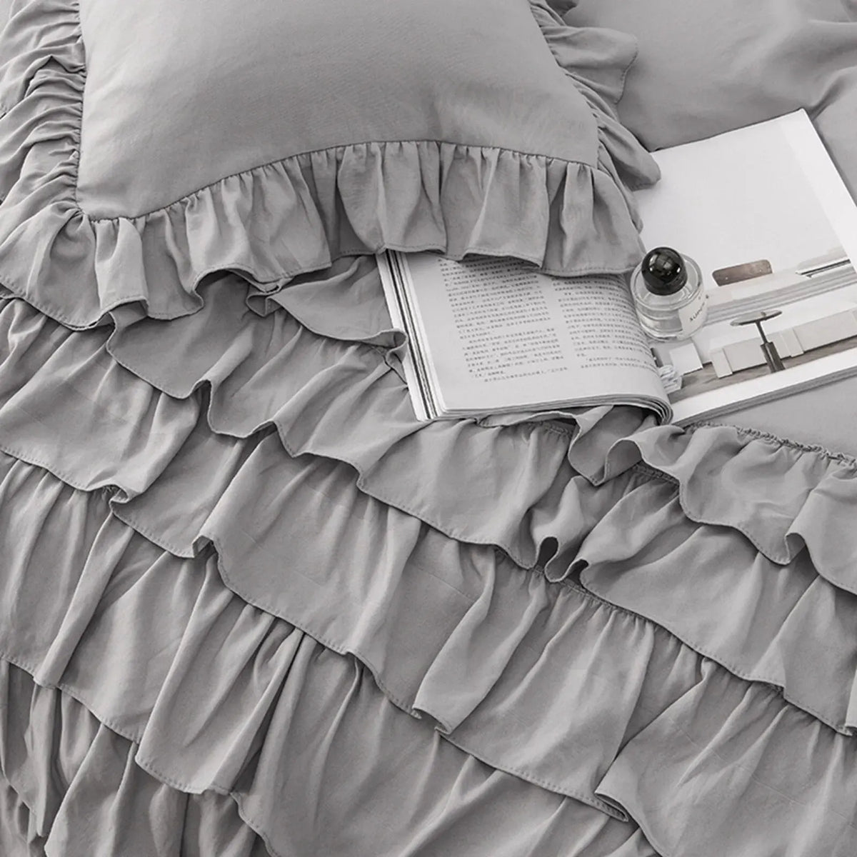 Multi Ruffled Geneva Charm Quilt / Doona / Duvet Cover set - Image 4