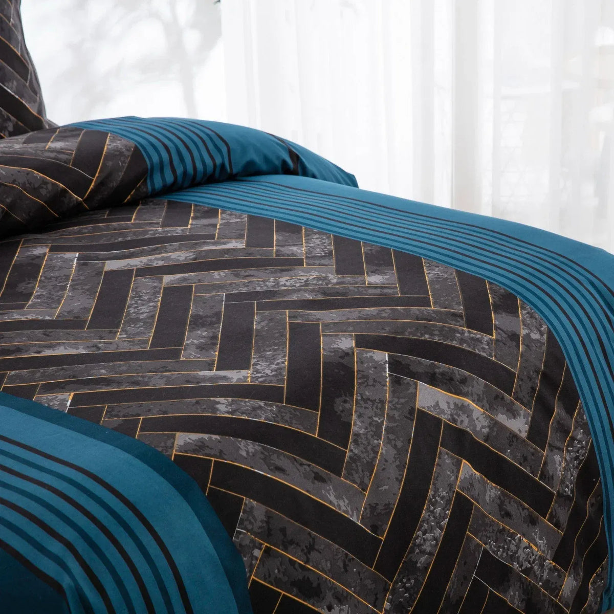 Marble Teal Nero Chevron Luxe Quilt / Doona / Duvet Cover set - Image 3