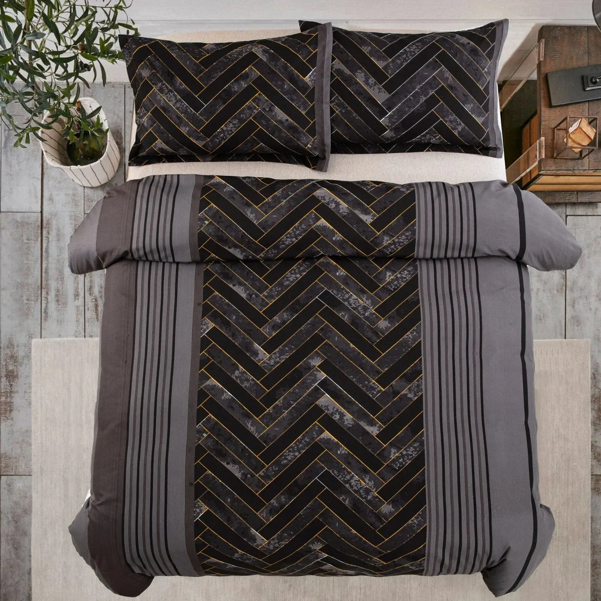 Marble Leaf Ophelia Bloomscape Quilt / Doona / Duvet Cover set - Image 9