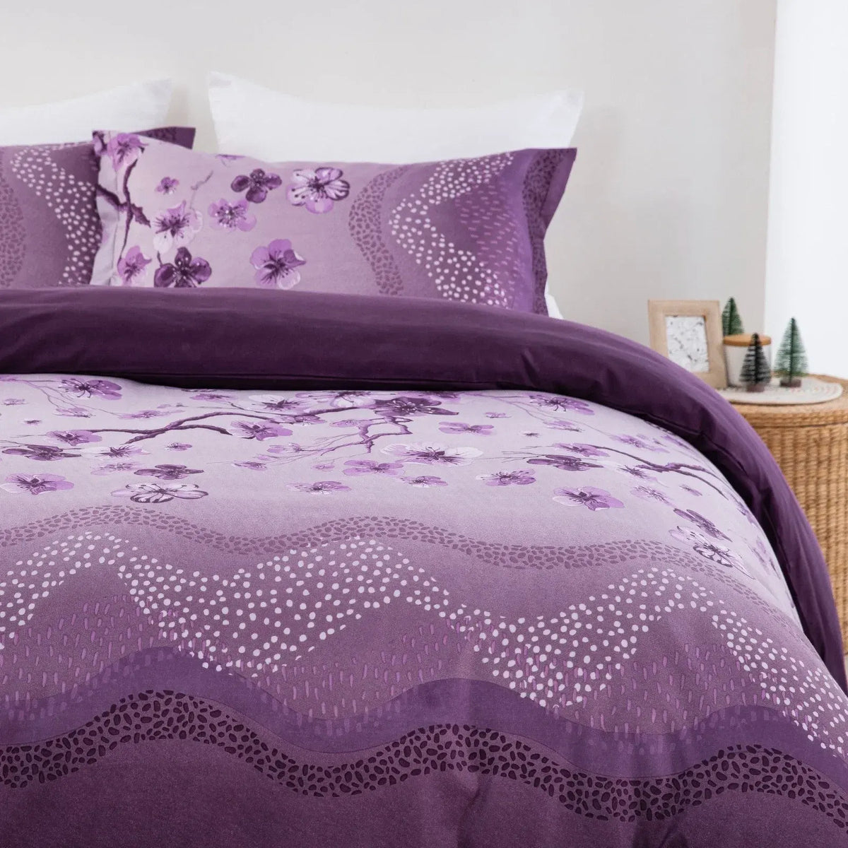 Stripe Chantilly Eden Quilt / Doona / Duvet Cover set - Image 3
