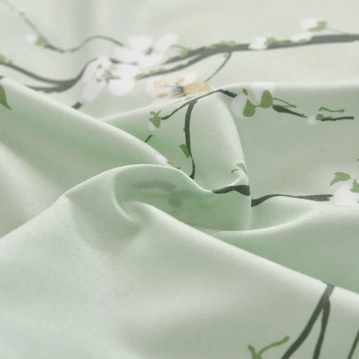Green Alpine Botanical Quilt / Doona / Duvet Cover set - Image 4