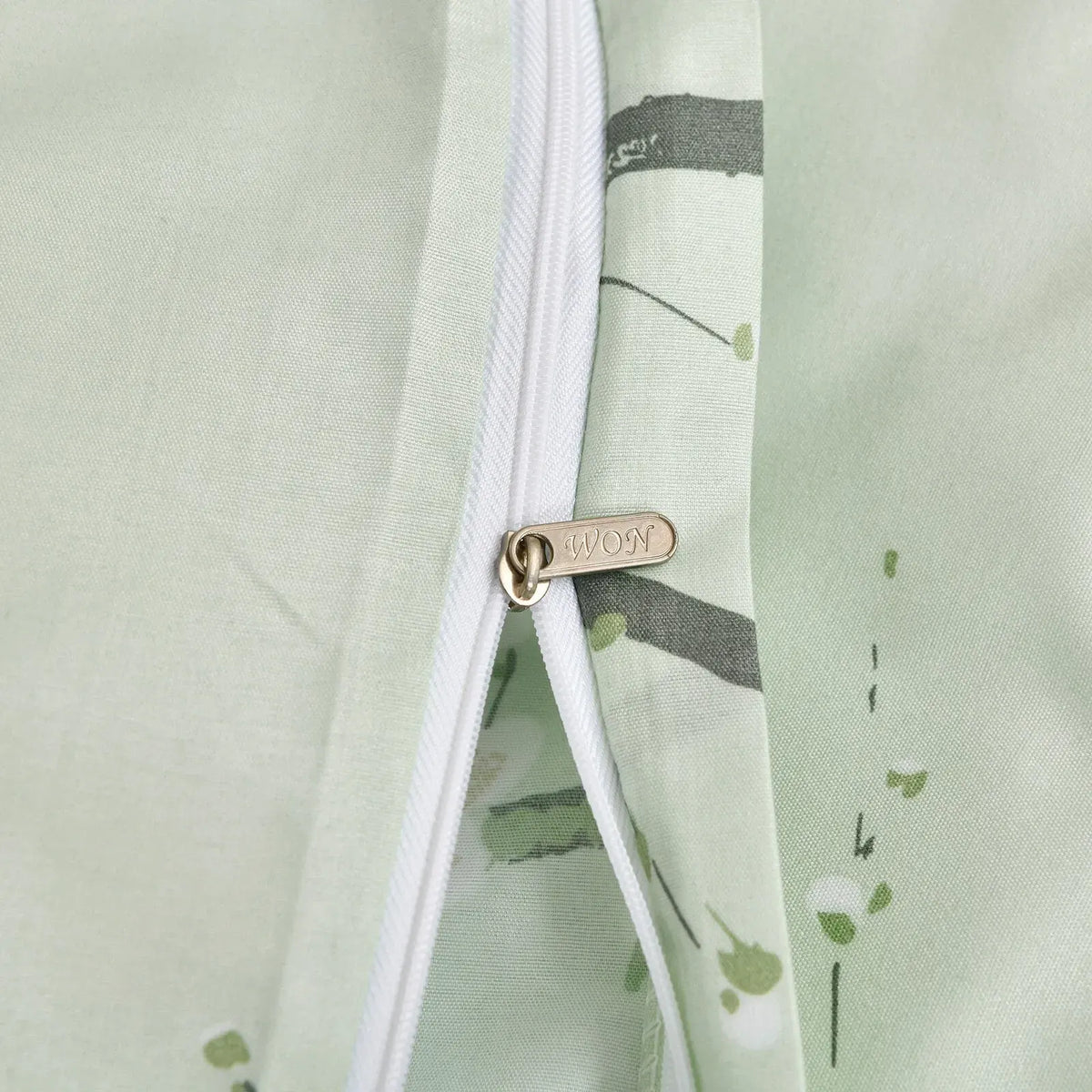 Green Alpine Botanical Quilt / Doona / Duvet Cover set - Image 5