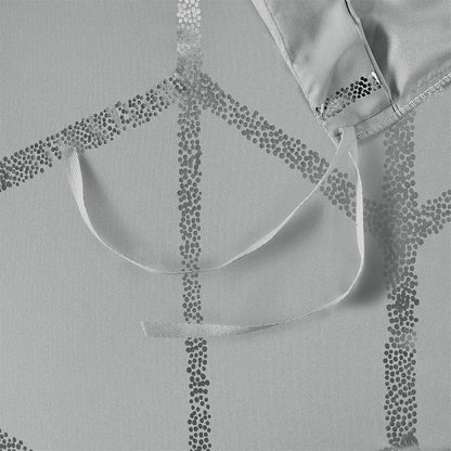 Light Grey Palermo Leaf Quilt / Doona / Duvet Cover set - Image 8