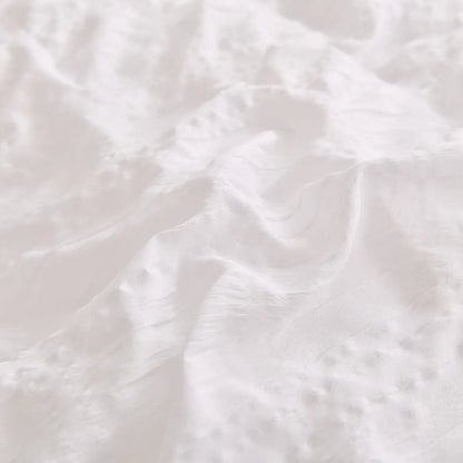 White Montreux Paisley Quilt / Doona / Duvet Cover set - Image 8