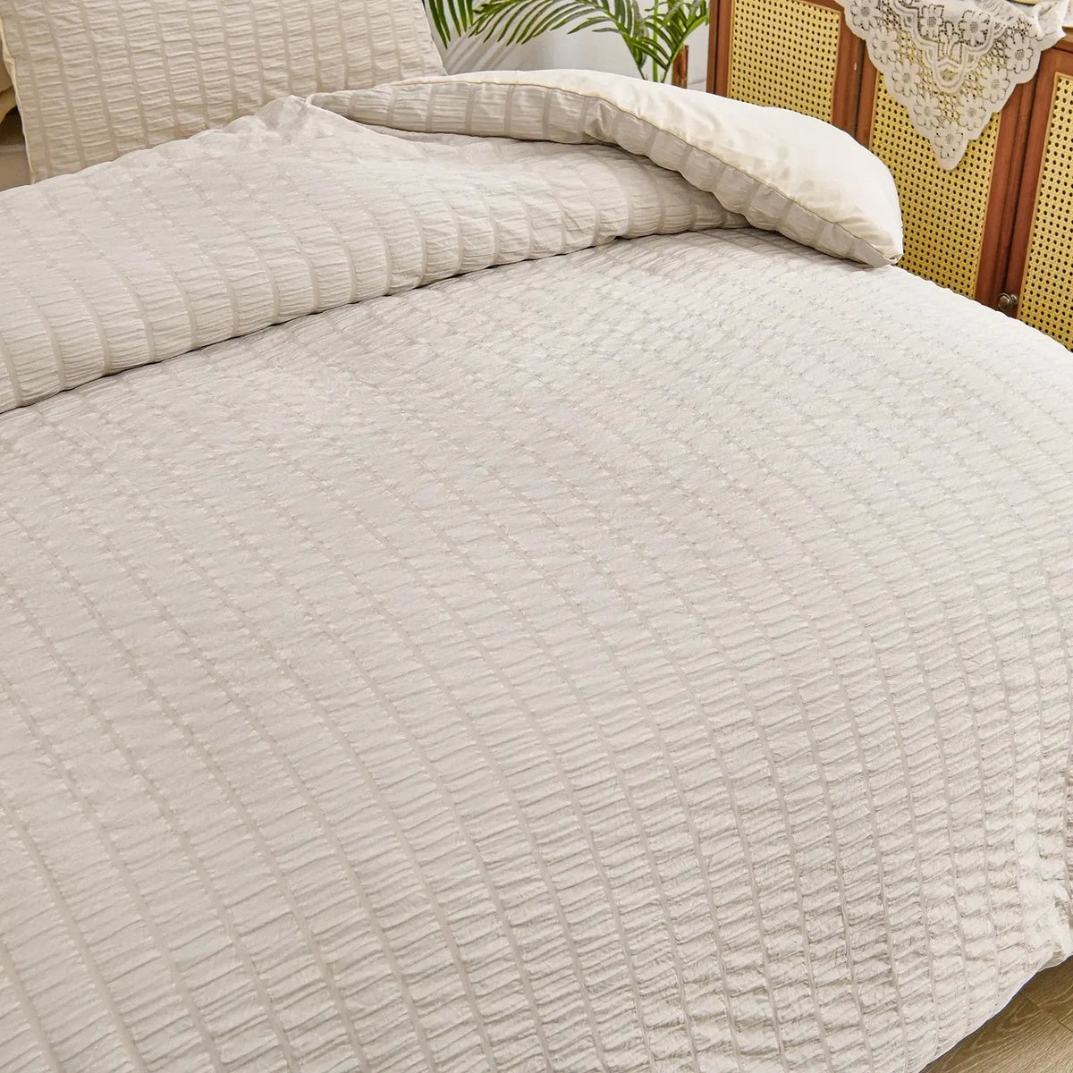 Stripe Lombardy Serenity Quilt / Doona / Duvet Cover set - Image 6
