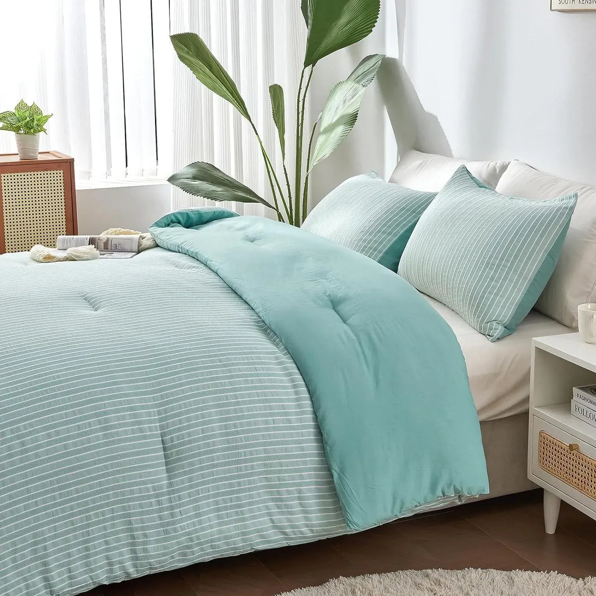 Stripe Avignon Gallery Quilt / Doona / Duvet Cover set - Image 4