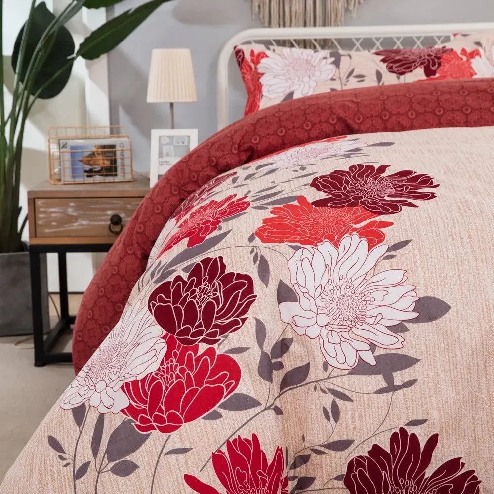 Butterfly Lombardy Botanical Quilt / Doona / Duvet Cover set - Image 4