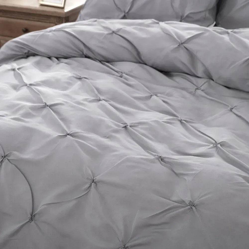 Aura Tuscany Dahlia Quilt / Doona / Duvet Cover set - Image 6