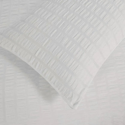 Seersucker White Valencia Dream Quilt / Doona / Duvet Cover set - Image 4