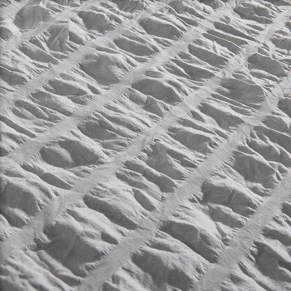 Seersucker Grey Savoy Dahlia Quilt / Doona / Duvet Cover set - Image 6