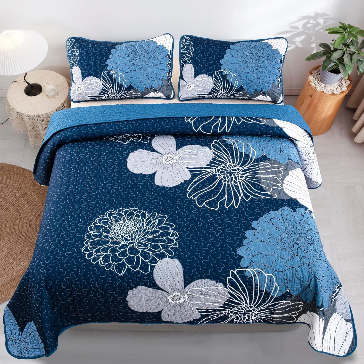 Frosted Magnolia Chic blue 3 Pc Comforter & Pillow Cover Set KING - Image 3