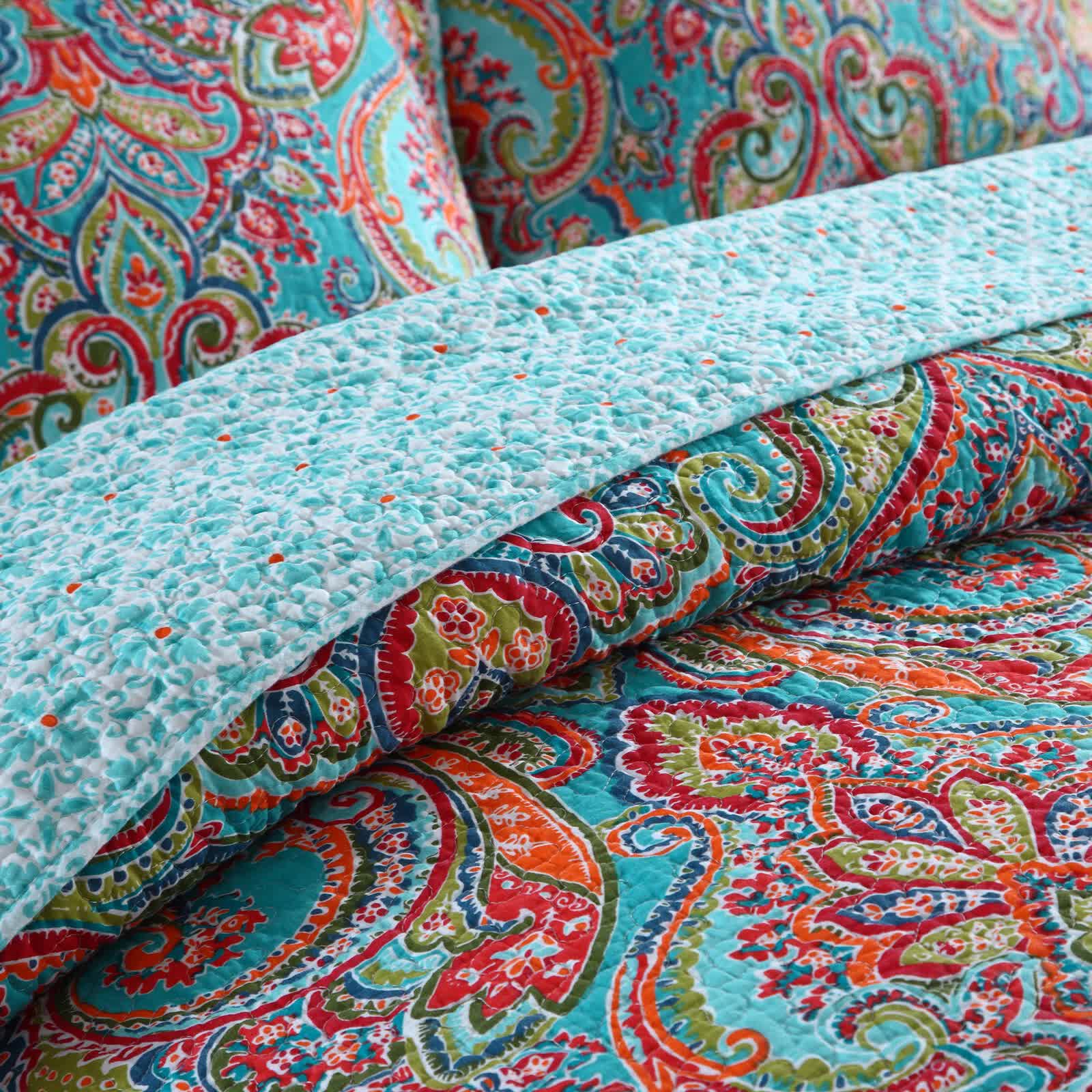 Blue Teal Boho Print Bedspread Quilt Set + Pillowcases - Image 3