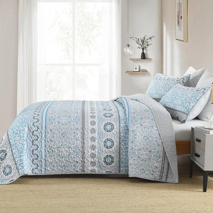 Joyful Quilted coverlet and pillowcovers set: Brighten Up Your Bedroom - Queen size - Image 3