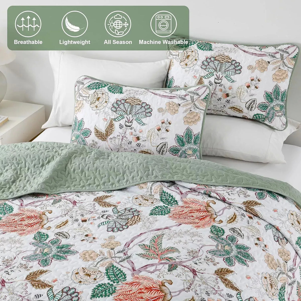 Understated Quilted coverlet and pillowcovers set: Subtle Elegance - Queen size - Image 4