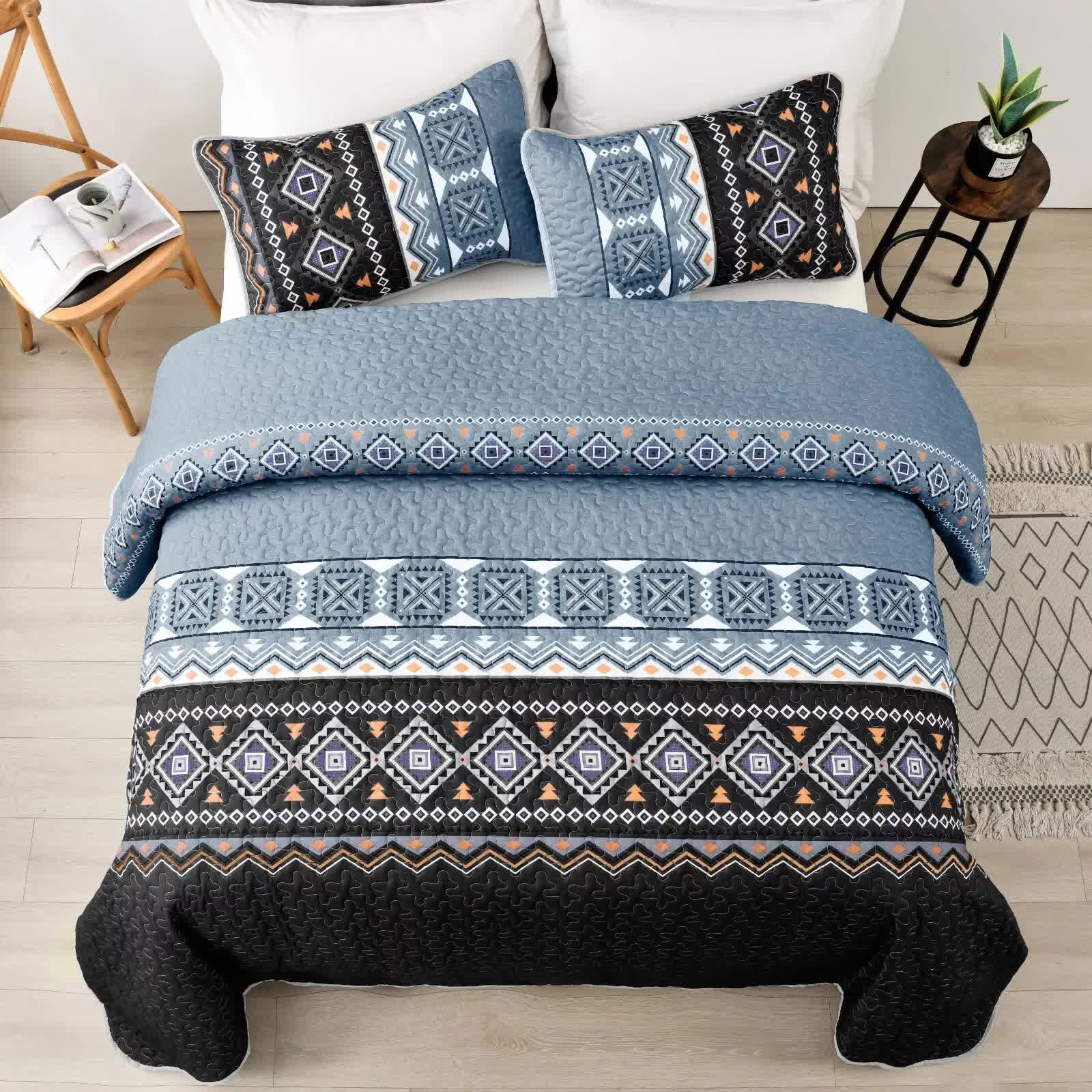 Ambient bloom sky black hour Comforter Set – Aesthetic 3-Piece Bedroom Mood - Image 5