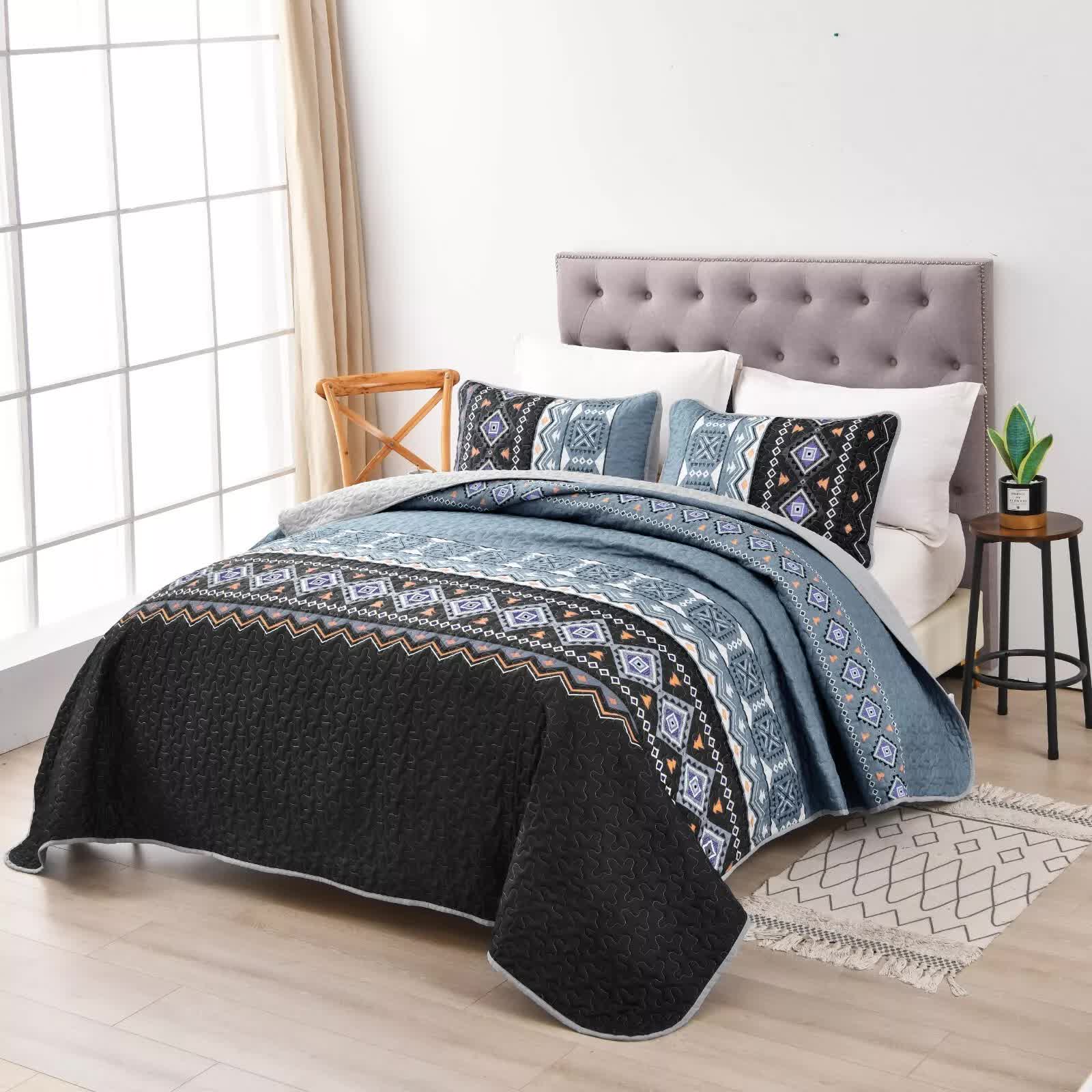 Ambient bloom sky black hour Comforter Set – Aesthetic 3-Piece Bedroom Mood - Image 6