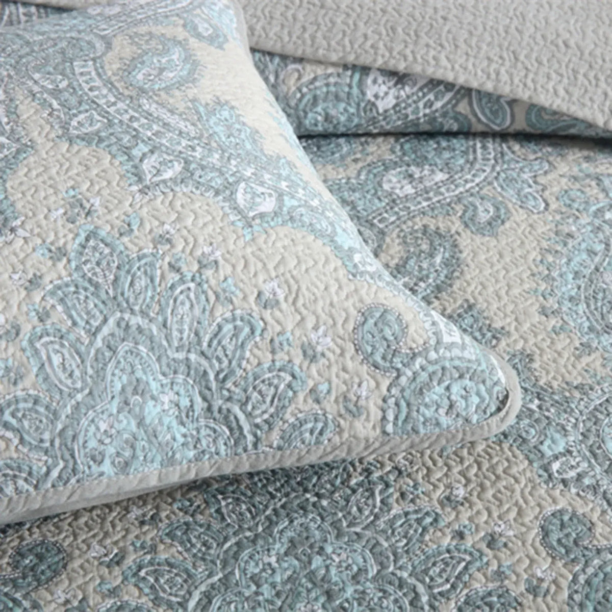 100% Cotton Blue Silver Damask Bloom Coverlet Bedspread Set - Image 2