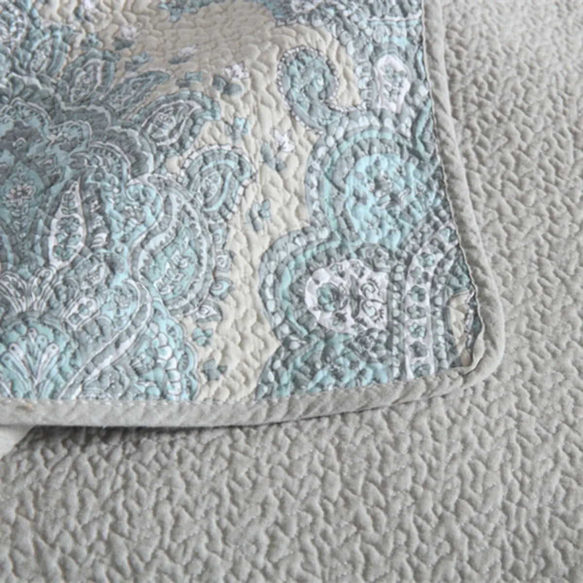 100% Cotton Blue Silver Damask Bloom Coverlet Bedspread Set - Image 3