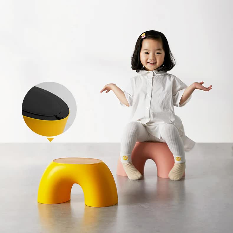 Red Minimalist Round Shape Footstool - Durable Anti-slip Rainbow Stool for Home, Creative Design PP+Polypropylene Material, Comfortable Shoe Bench - Image 3