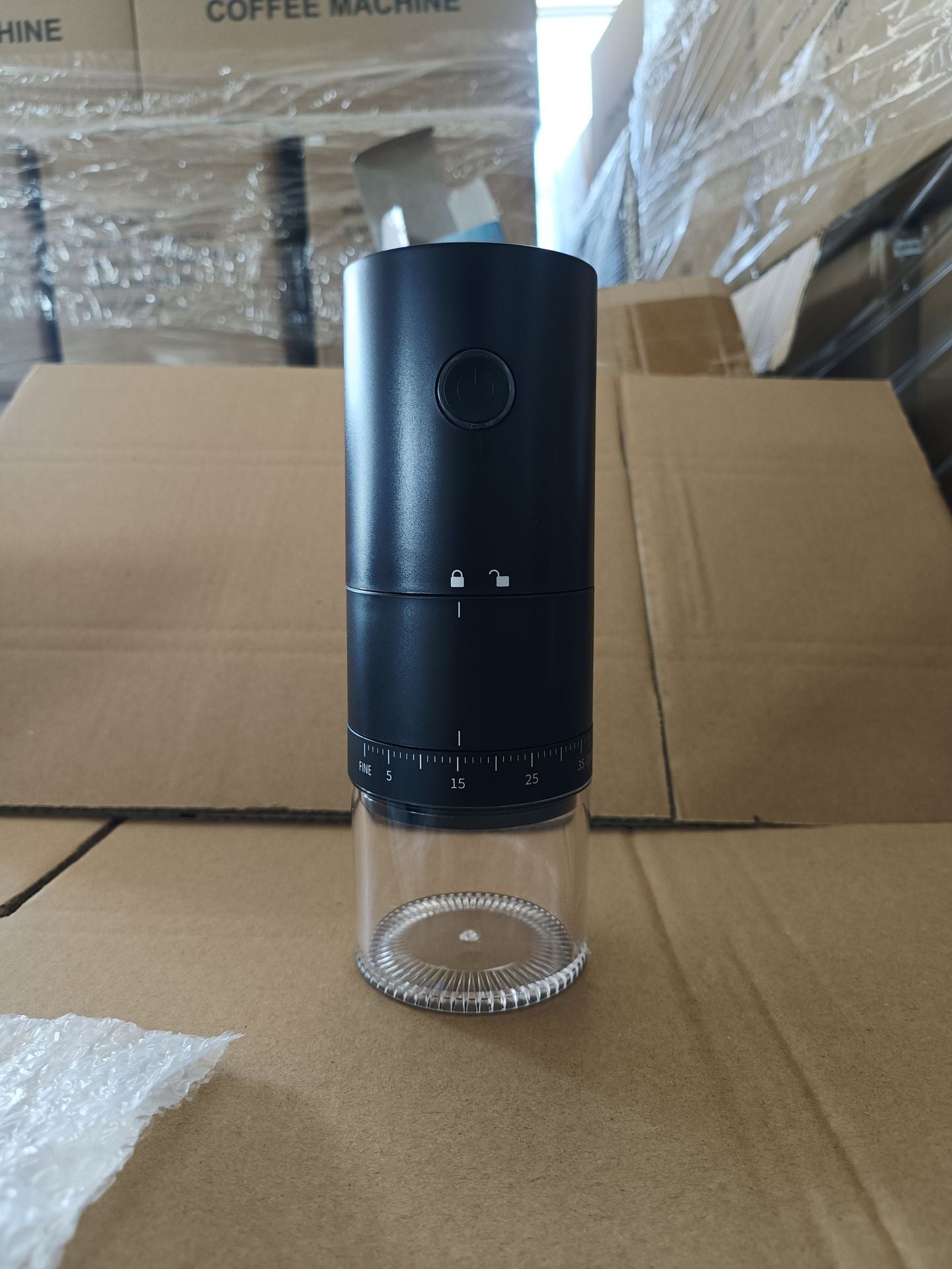 Portable Electric Coffee Grinder - 1500mAh Battery, 30-Mesh Fine Grind, USB-C Charging - Image 4