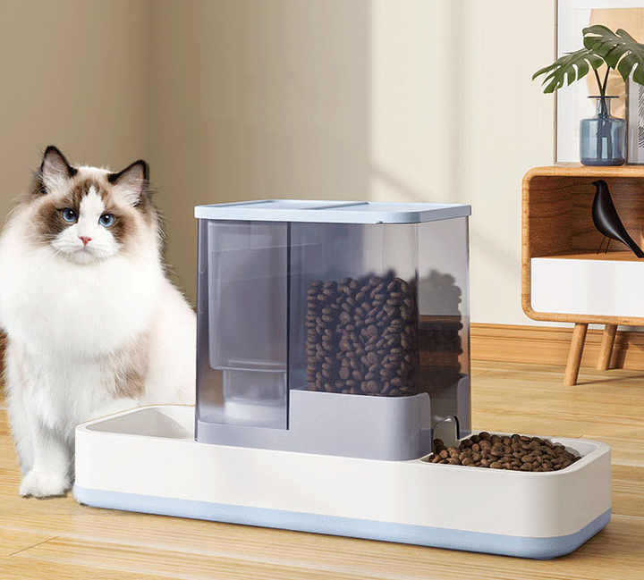 Blue 2-in-1 Automatic Pet Water and Food Dispenser - Gravity Feeder for Cats and Dogs - Image 6