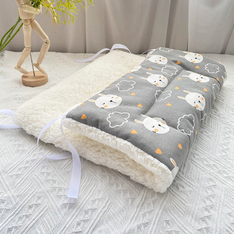 Cat Cage Platform Mat - Rabbit pattern on Gray background (40x60cm) - Image 2