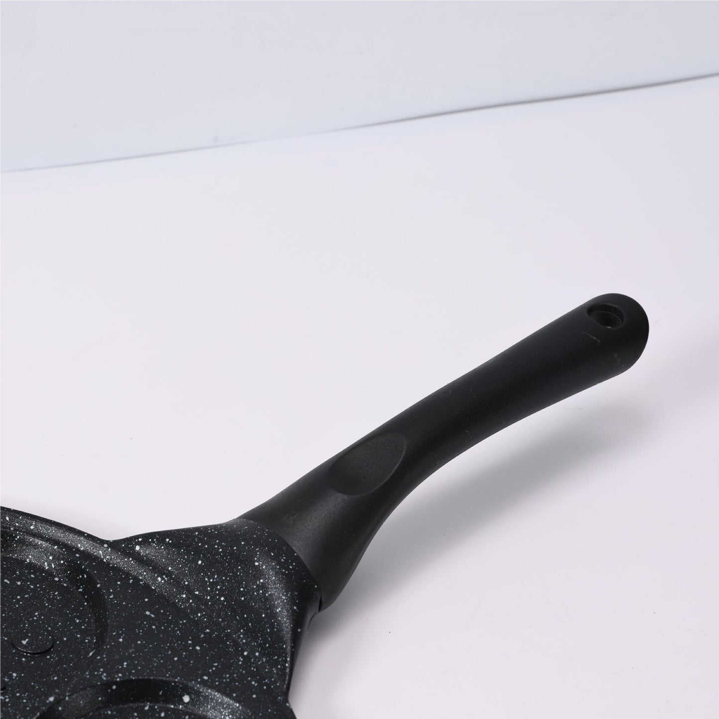 Black Smiley Versatile Non-Stick Frying Pan (27cm) - Induction Ready Skillet for Everyday Cooking - Image 3