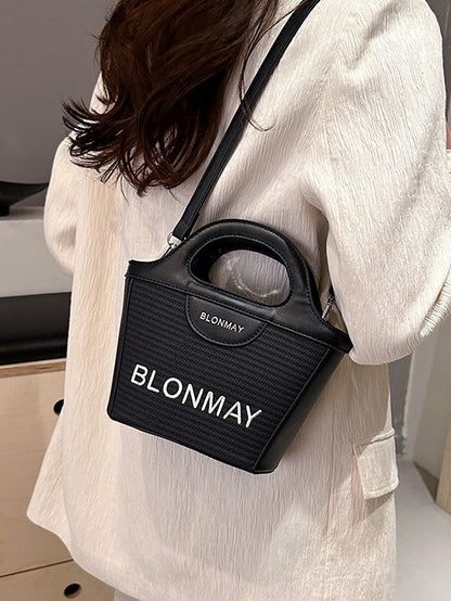 Small and lightweight black BLONMAY bucket bag, perfect for everyday use - Image 2