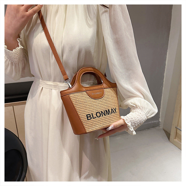 Small and lightweight brown BLONMAY bucket bag, perfect for everyday use - Image 3